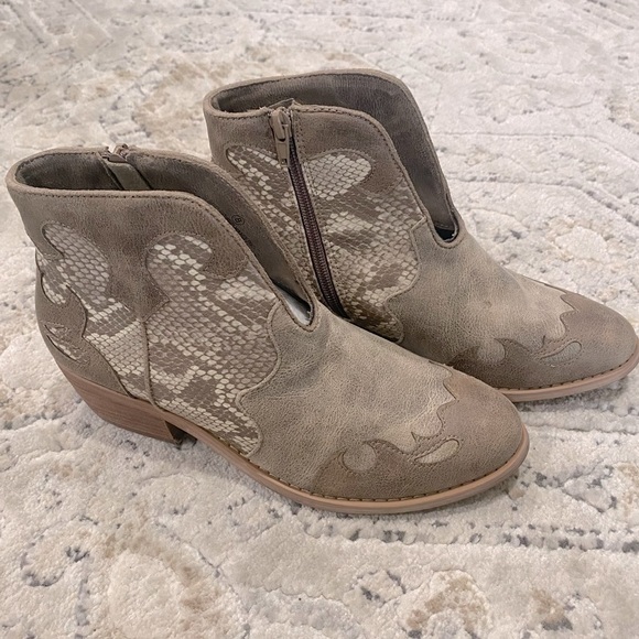 VERY G | FASHION BOOTIES WITH SNAKE SKIN size 8 - Picture 1 of 7